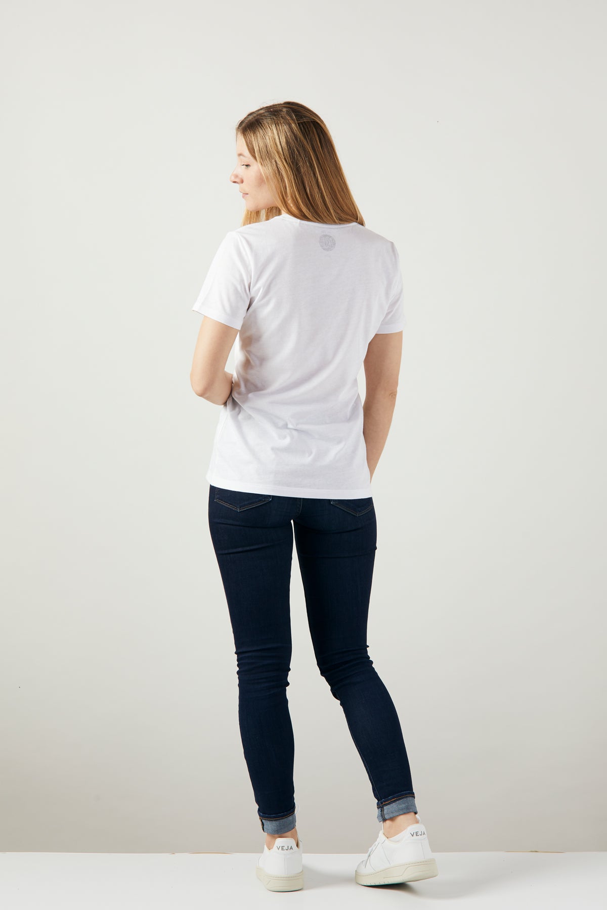 T-Shirt V-Neck ZRCL