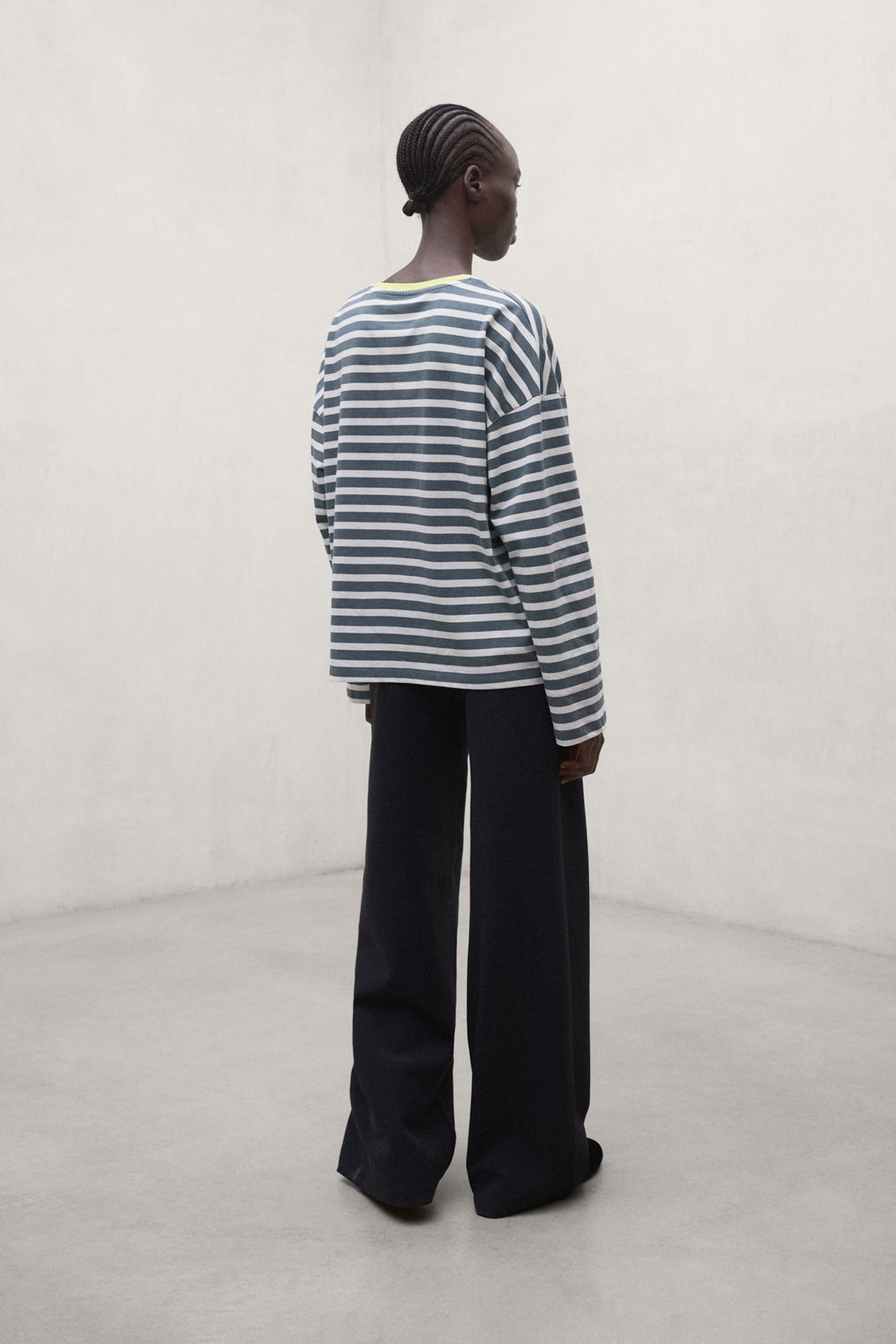 Ecoalf Langarmshirt Bergami  weissgrau gesteift Damen Langarmshirt oversized aus 100% recycelte Baumwolle