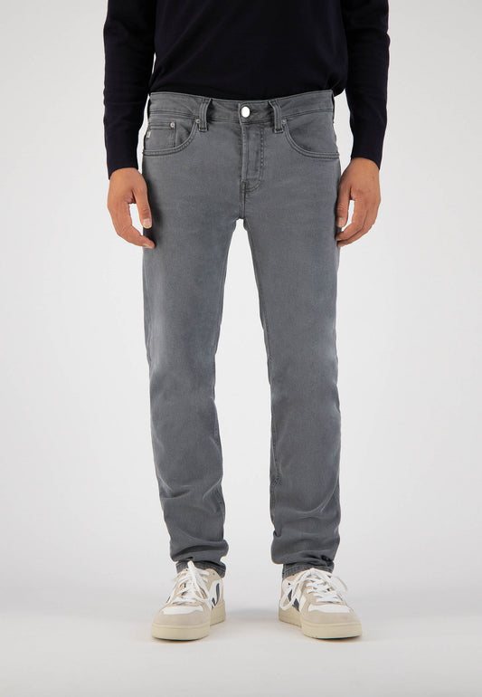 Dunn Low Tapered Mud Jeans