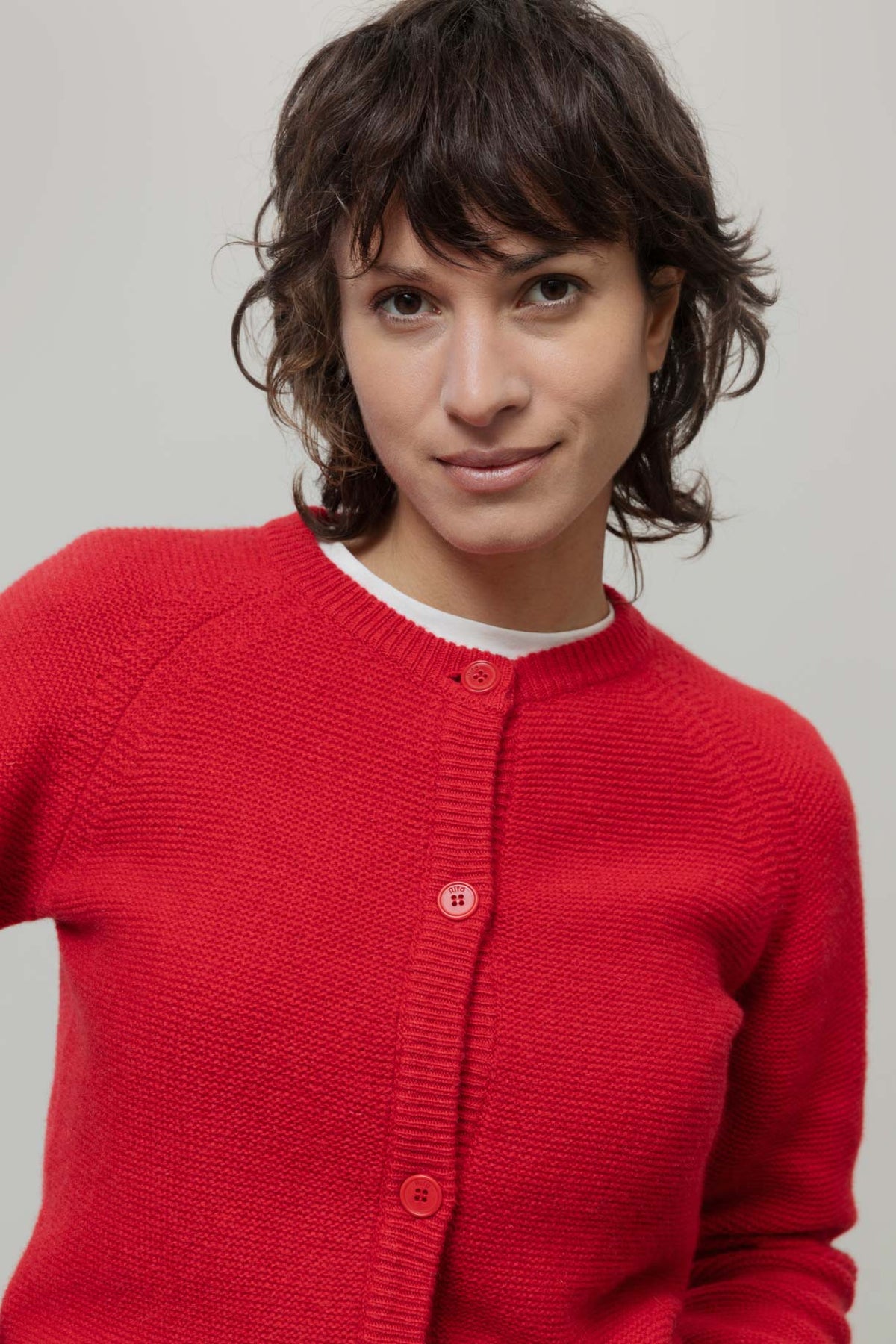 Rifo Mafalda Cardigan rot aus recycelter GRS zertifizierter Kaschmirwolle