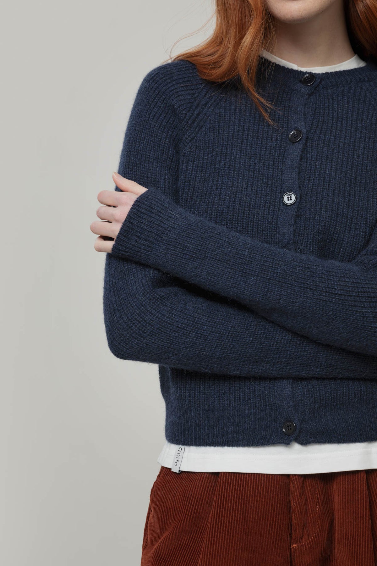 Rifo Vittoria Damen Cardigan dunkelblau aus recycelter GRS zertifizierter Alpakawolle