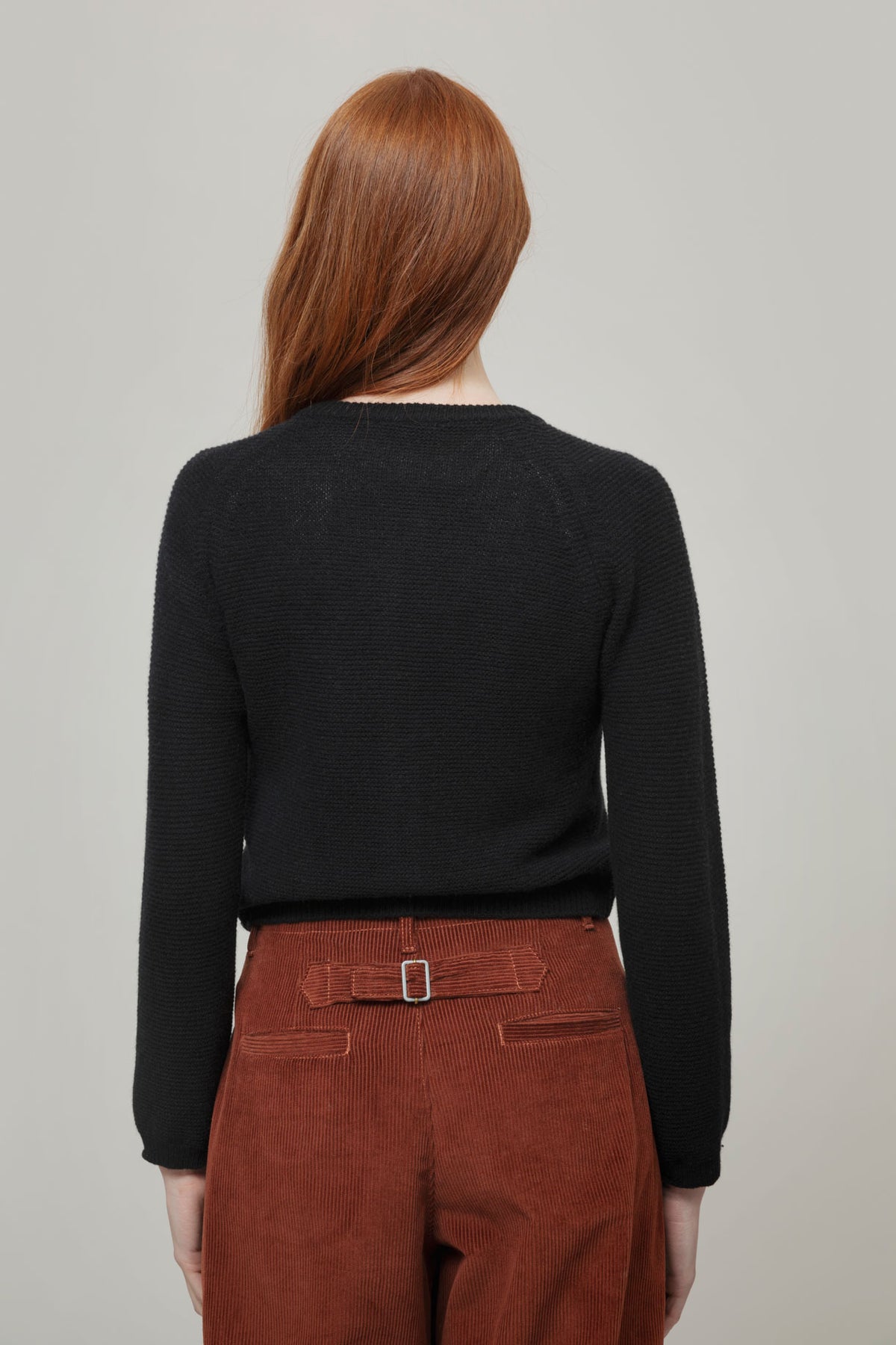 Rifo Mafalda Cardigan schwarz aus recycelter GRS zertifizierter Kaschmirwolle
