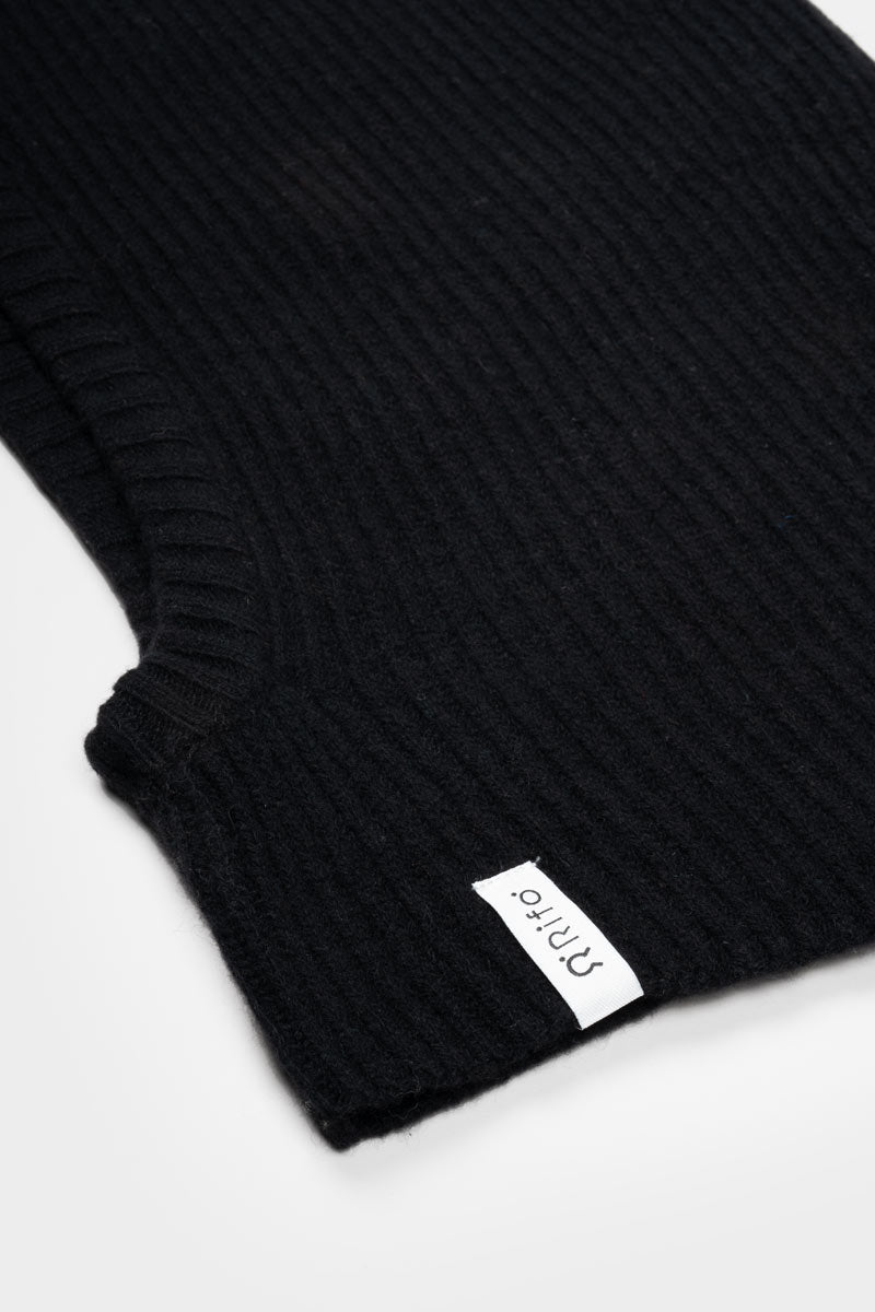 schwarzes Balaclava aus recyceltem Kaschmir Unisex