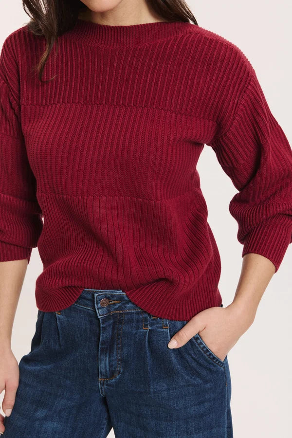 Tranquillo  dunkelroter Strickpullover Kiraa -  aus GOTS-zertifizierte Bio-Baumwolle