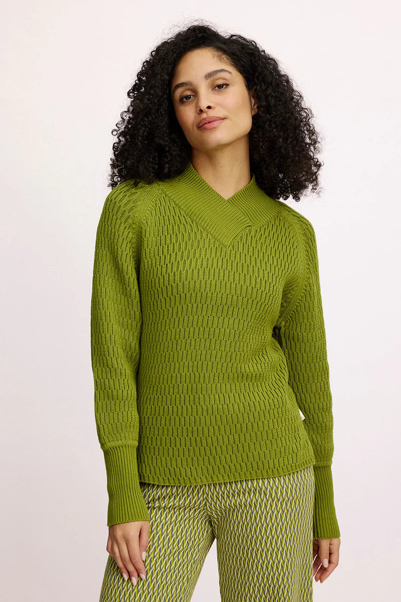 Pistaziengrüner Stick Pullover