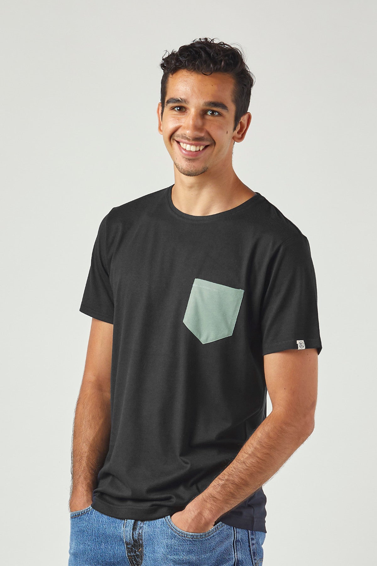 Pocket T-Shirt ZRCL